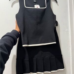 Sleeveless top and skirt set